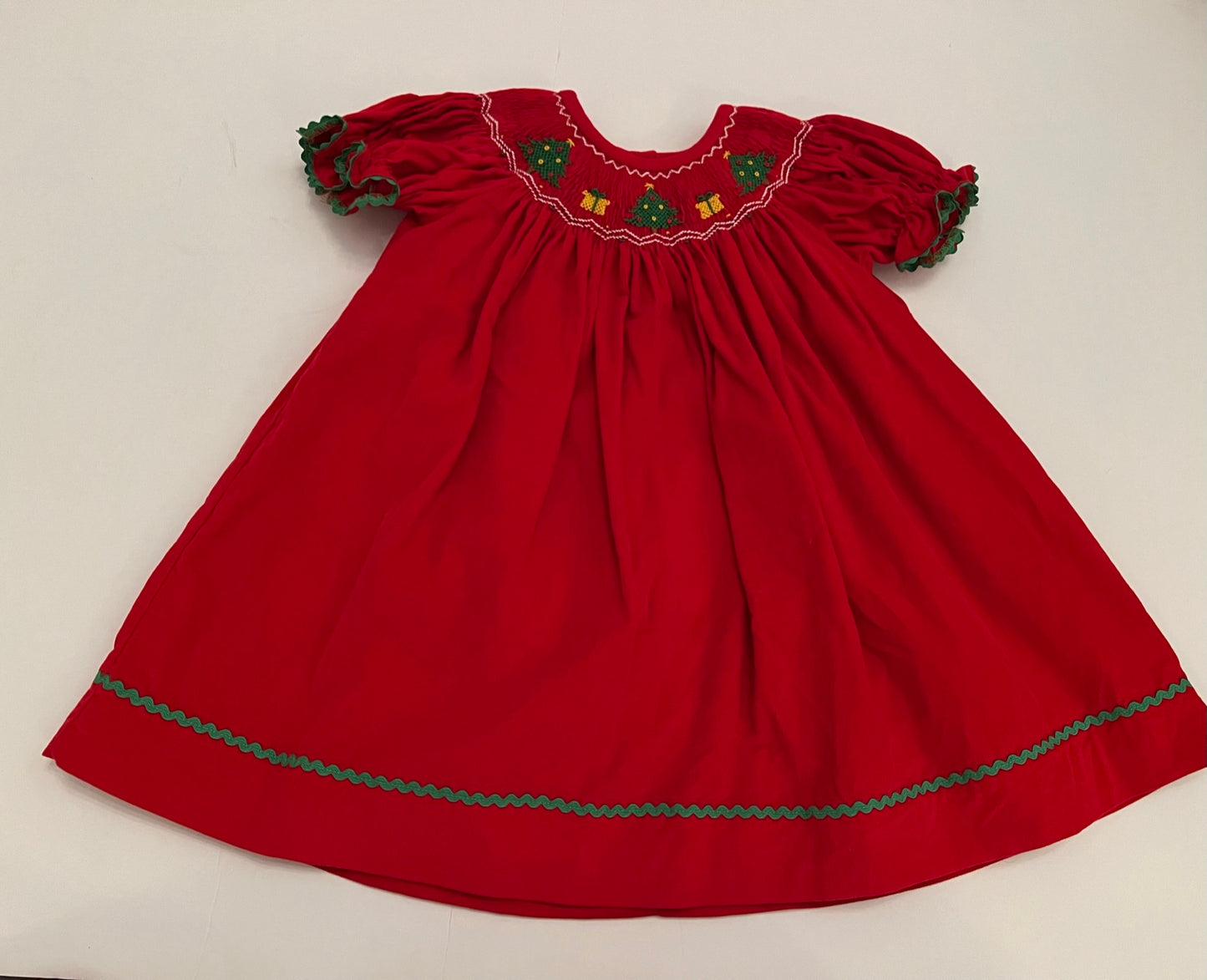 #77B Girls 2T Southern Smocked Company Red Corduroy Christmas Tree Smocked Holiday Dress