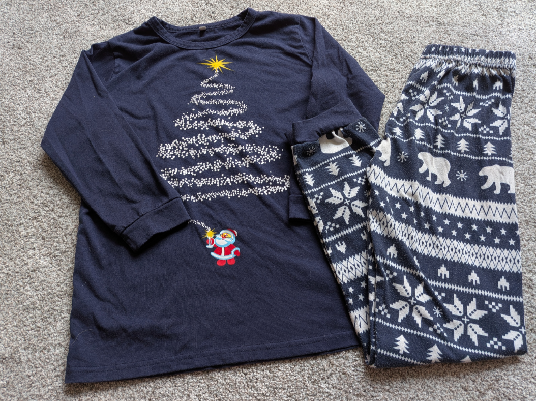 #17 unbranded boys holiday pajamas size 10