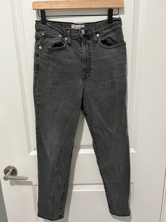 Seller #76 - Madewell The Mom Fit Jeans Womens Sz 27 High Rise Black Wash Distressed Preppy