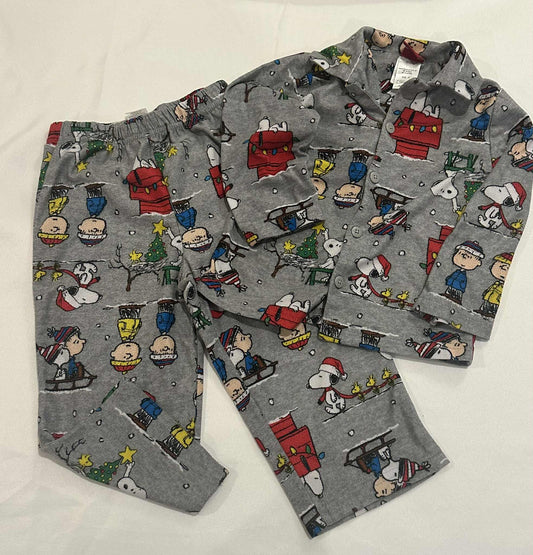 #149 3T Peanuts Holiday Flannel Pajamas