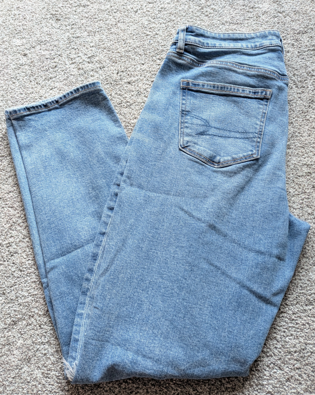 #17 American Eagle Mom Jeans womens size 10 long