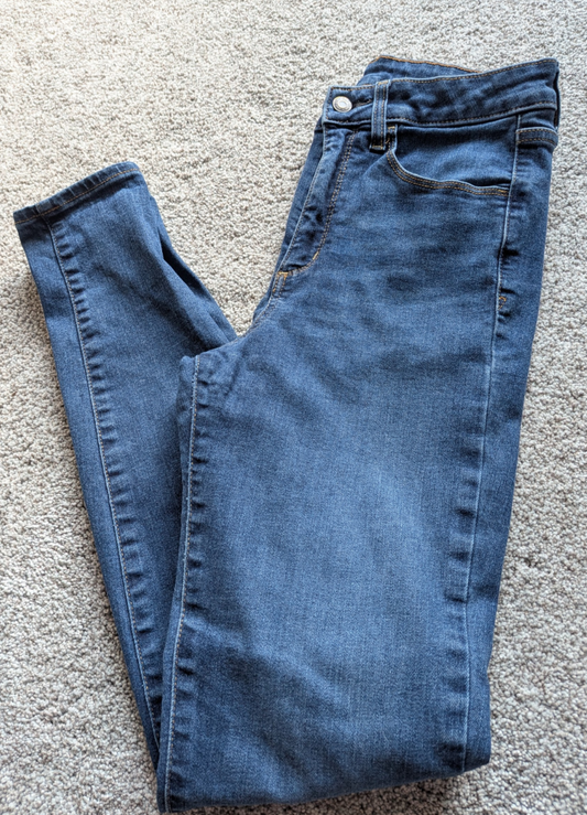 #17 Gap Universal Jeggings High Rise women's 28/6 tall