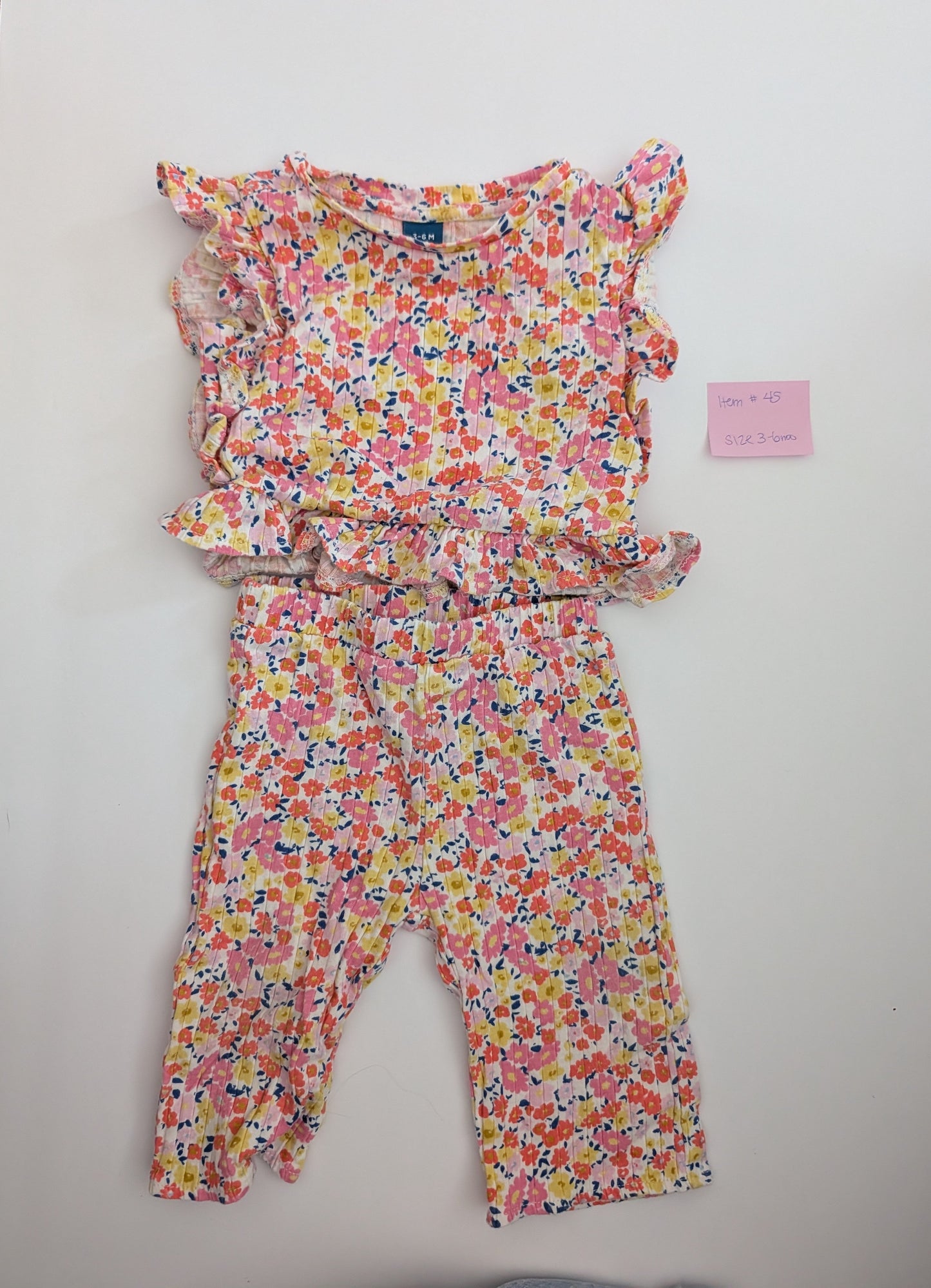 *Reduced* Seller 97, Old Navy Floral Set, Baby Girl, Size 3-6mo (item 45)