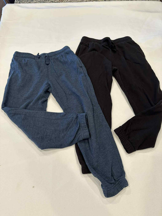 #149 Boys 8 Sweatpants