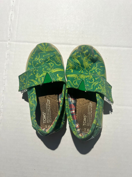 #98 Boys 6 Toms Dinosaur Slip On Shoes