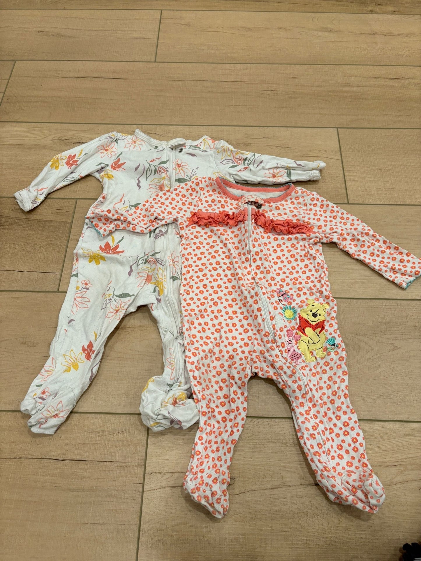 #37 REDUCED-0-3M Girls Winnie the Pooh and Floral Sleeper Bundle