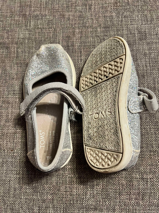 #98 Girls T6 Toms Sparkly Shoes