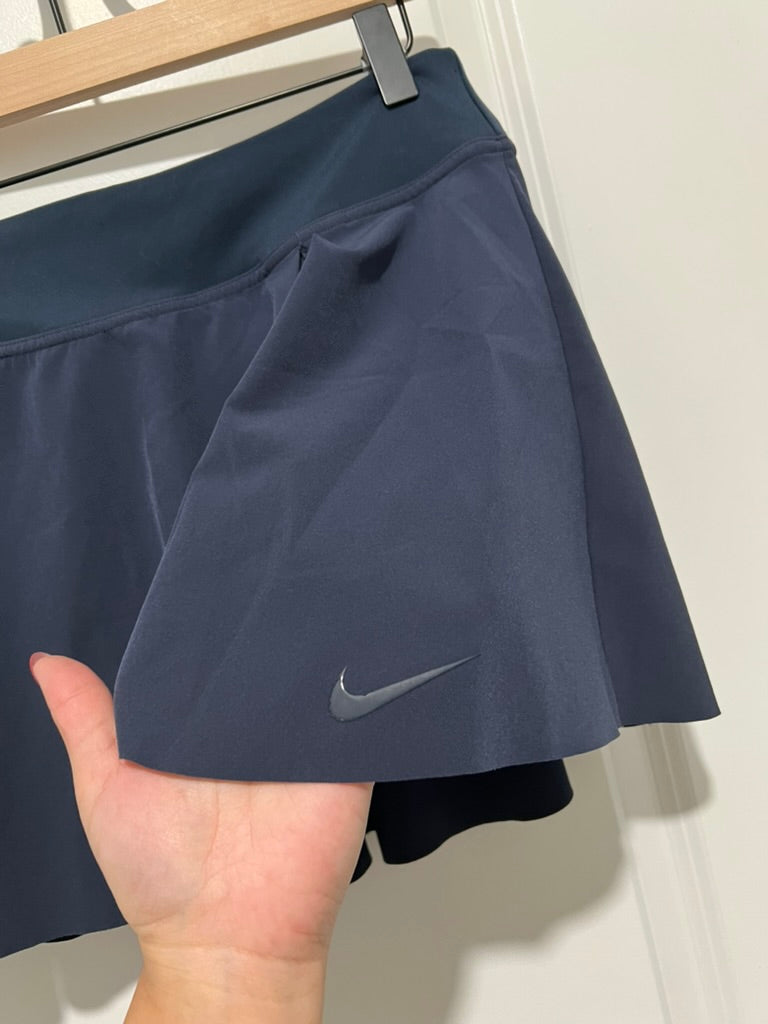 Seller #76 - Nike Womens Dri-FIT Club 15'' Golf Skirt Navy Blue Size Medium Atheltic
