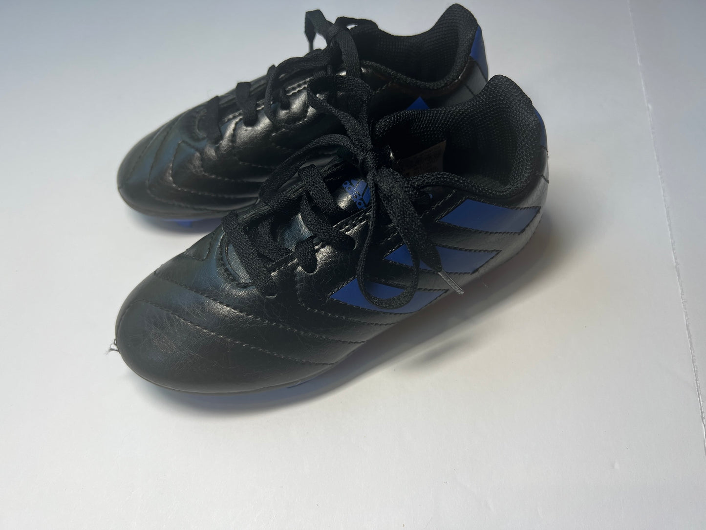 #77B Unisex (Boy/Girl) Kid Shoe Size 11 Adidas Blue and Black Soccer Cleat (2 available)