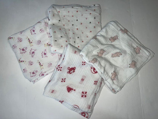 #104 girls muslin blankets set of 4
