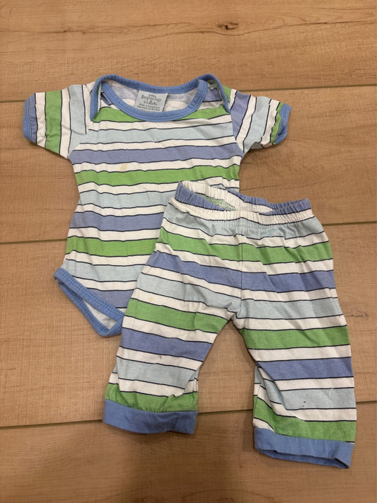 #37 0-3M Boys Little Beginnings Bodysuit and Pants Set - see description