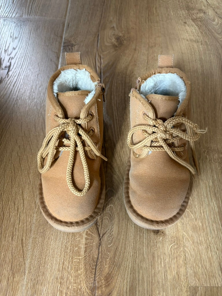 #6 - Dream Pairs Boys Fleece-Lined Boots - Size Toddler 10