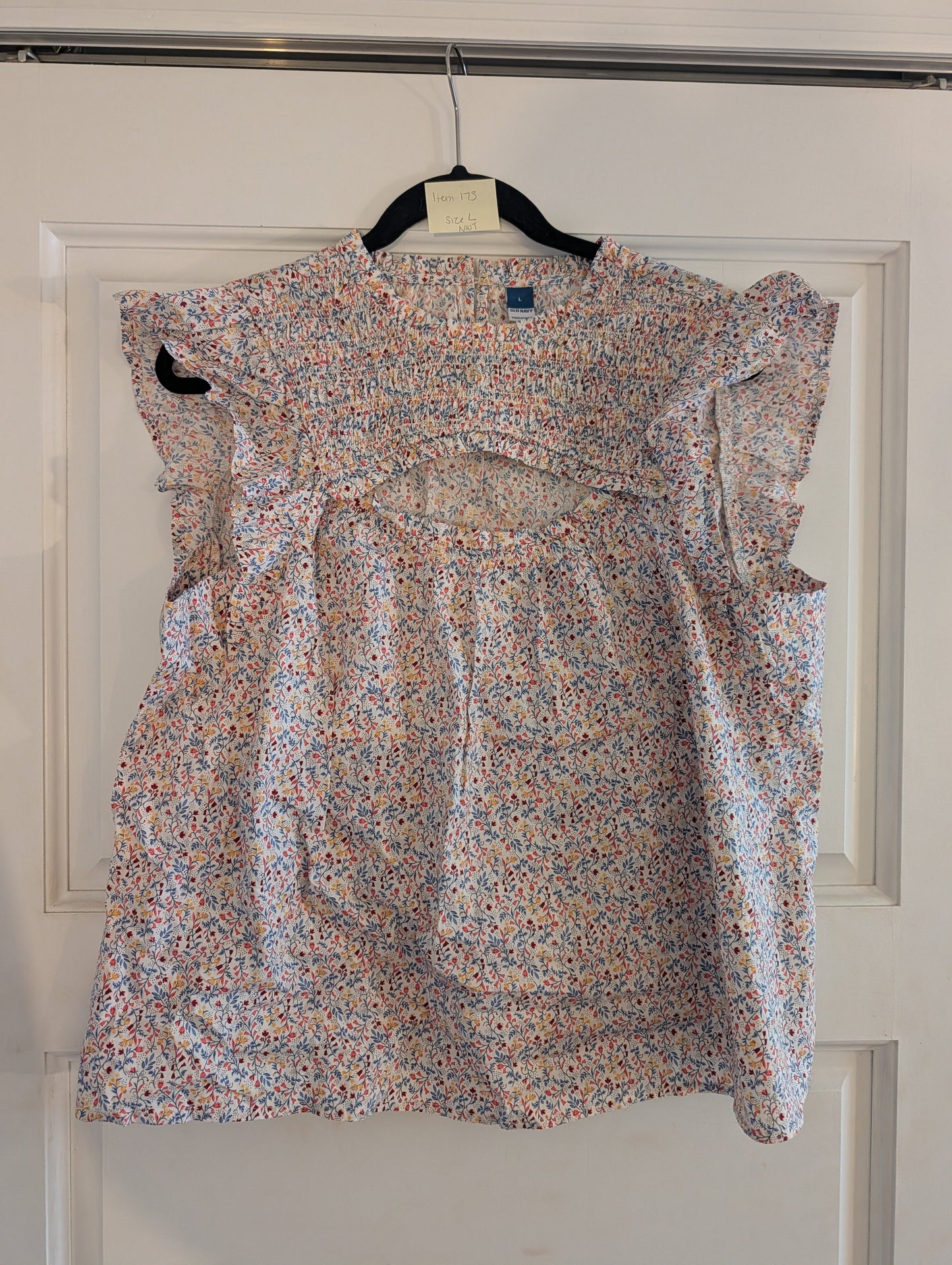 *Reduced* Seller 97, Old Navy Women's Floral Key Hole Top, Women's, size L NWT (item 173)