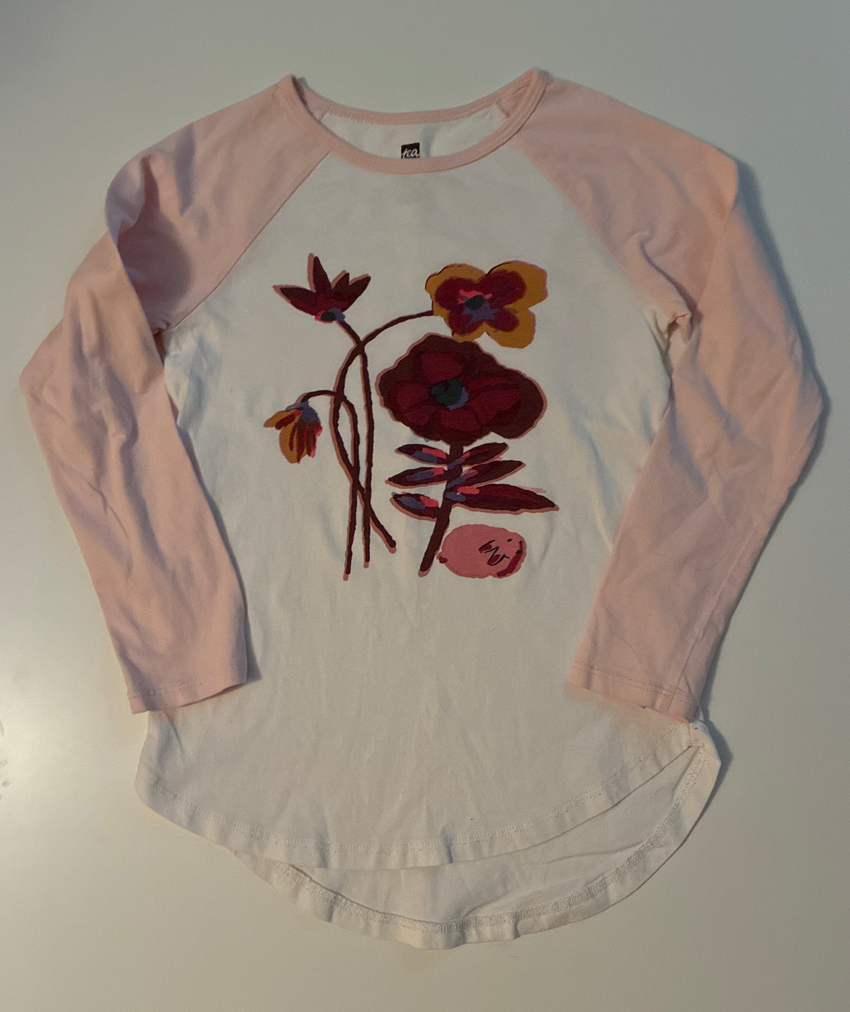 Seller 76 Tea Shirt Size8