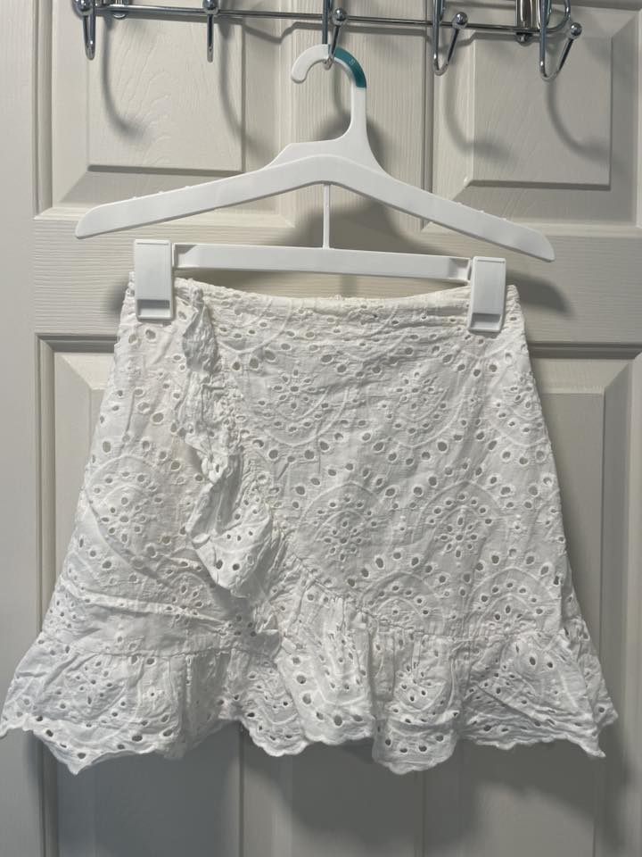 Yacht 21 White Lace Skort Women's Size XS/S