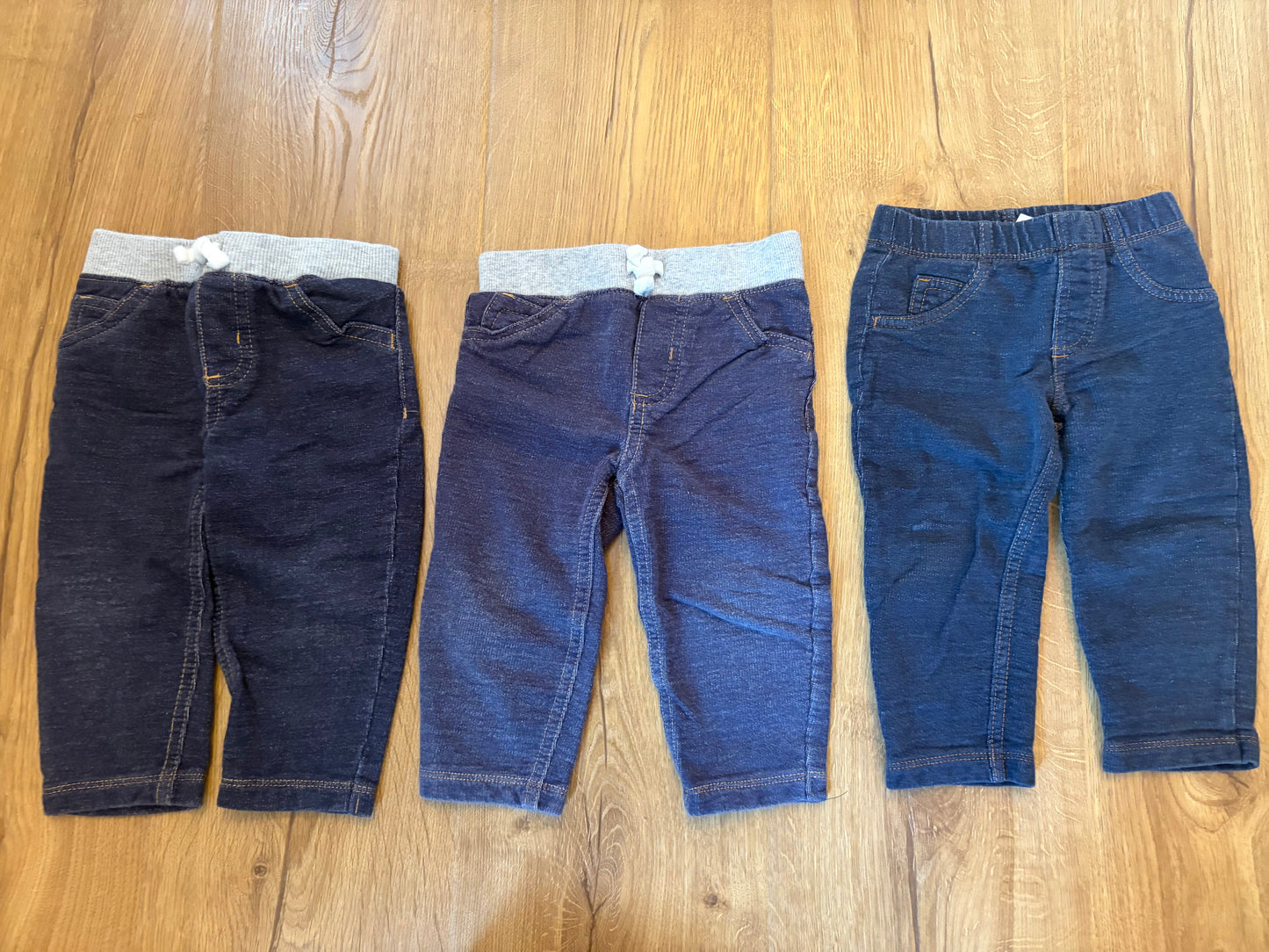 #6 - Carters Boys Jeans (3 pairs) - 12 months
