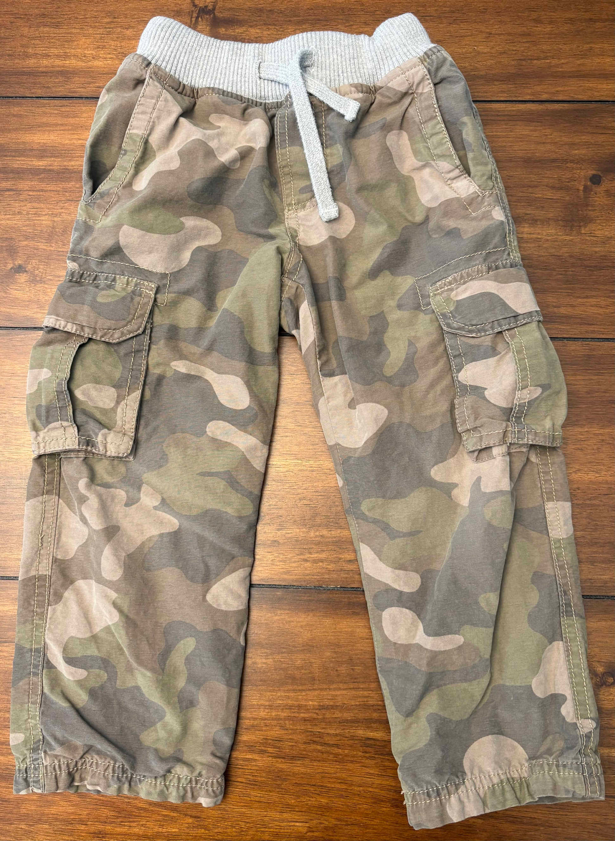 #197 Tucker & Tate Boys Size 3 Green Camo Lined Cargo Pants