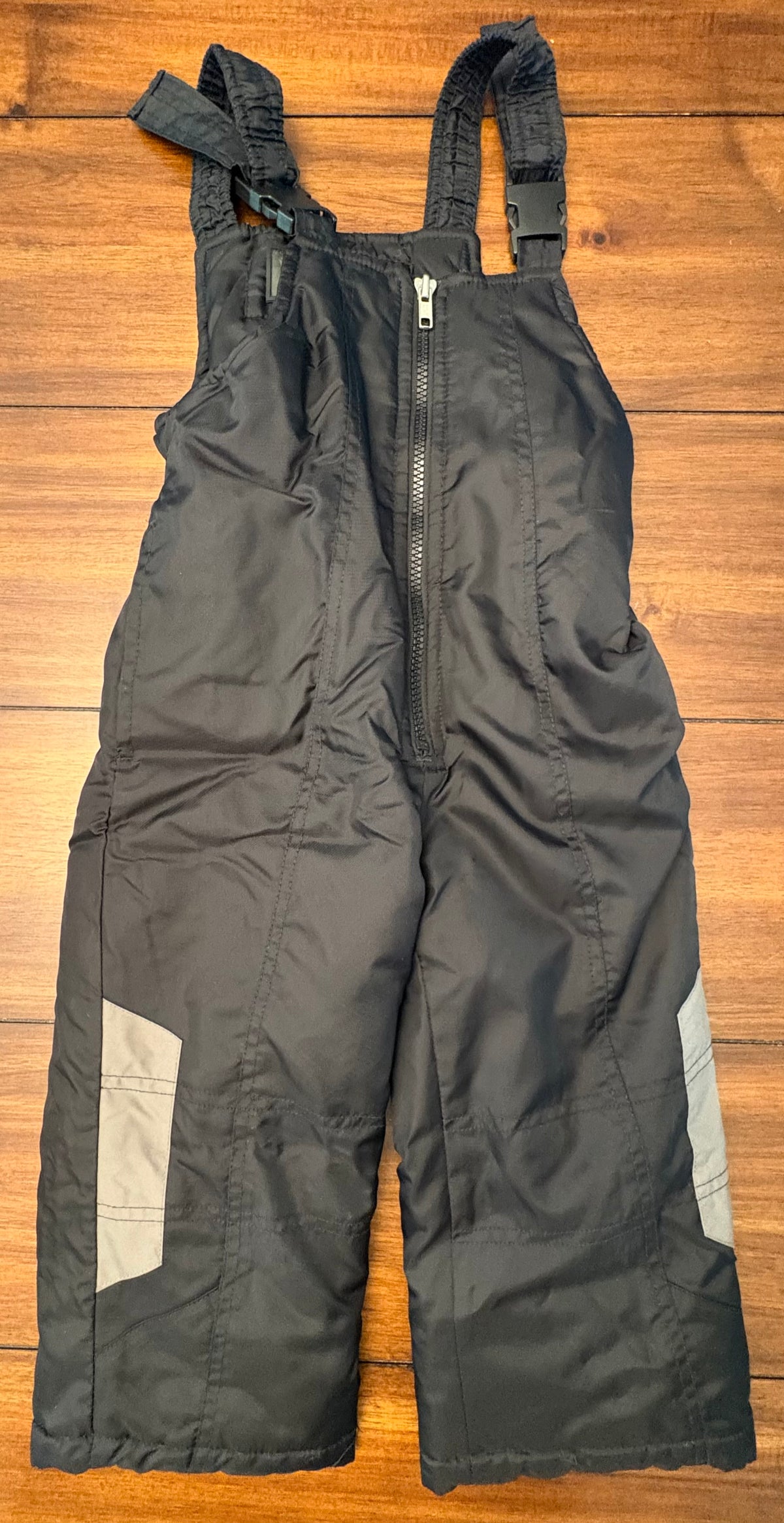 #197 Weather Tamer Boys	Size 3T Black Overall Snow Bibs