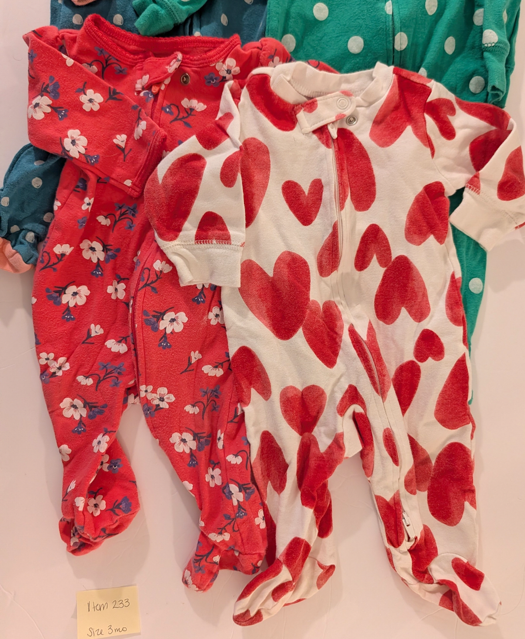 Seller 97, Carter's Zip Footed PJs/Onesie Bundle, baby, size 3mo (item 233)