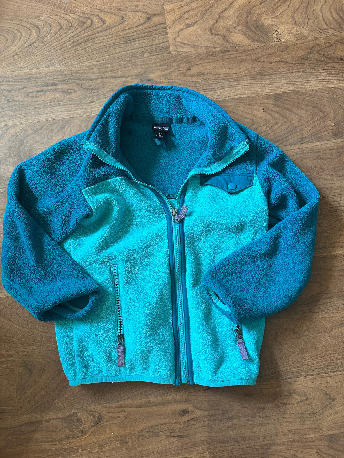 #48 Patagonia turquoise fleece jacket girls 5/6