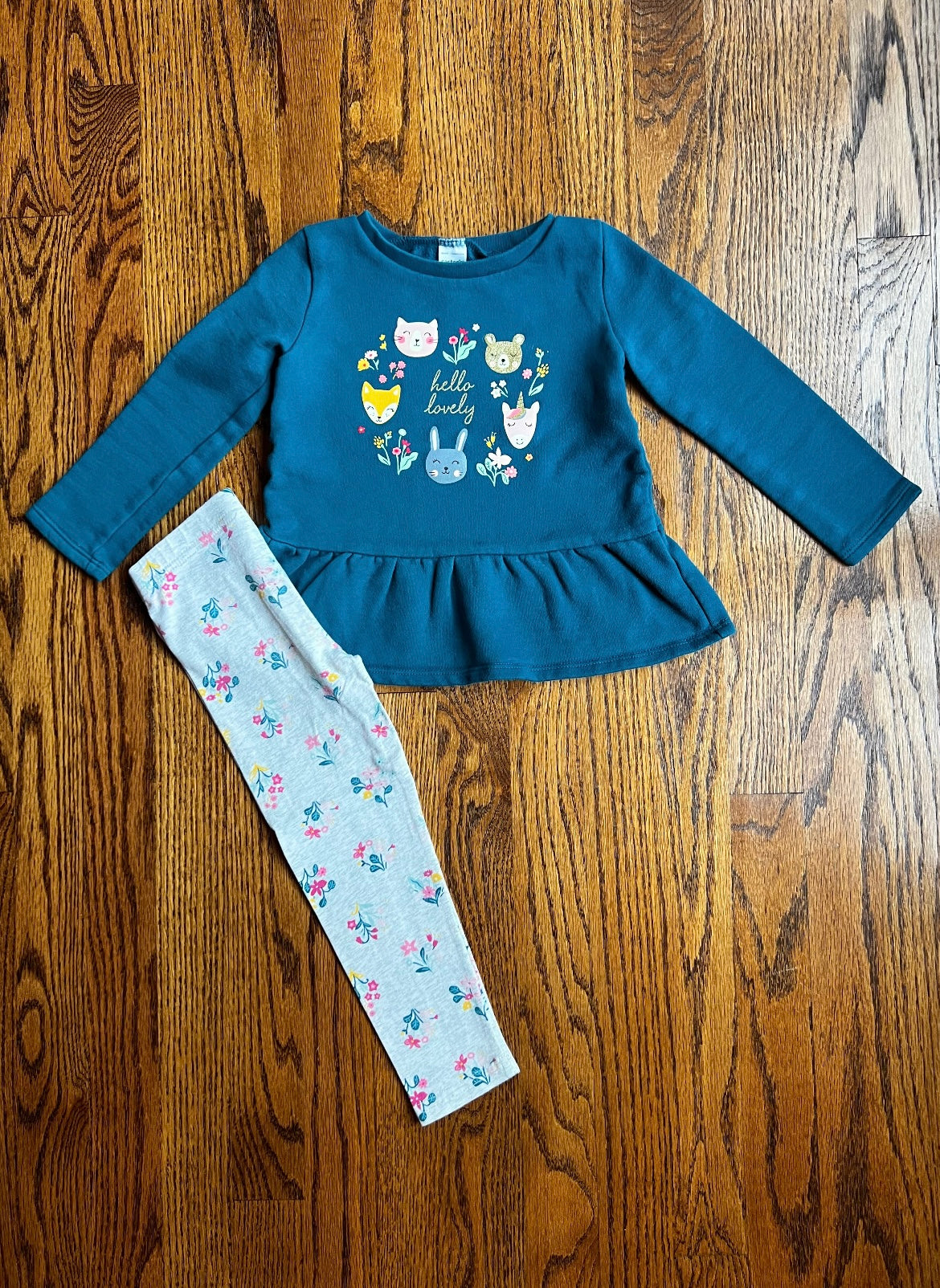 Seller #115 - Carter’s Girls 4T Dark Teal Animals Sweatshirt + Matching Floral Leggings, VGUC
