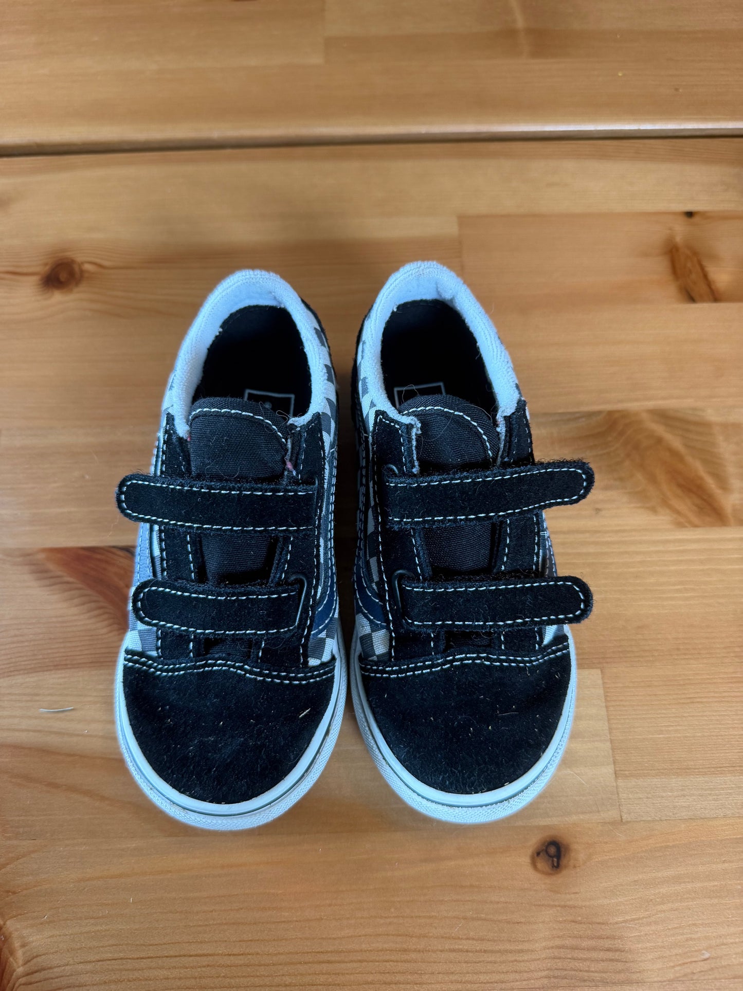 Seller #94 Toddler Boys Vans 10.5c Checkered and Navy EUC