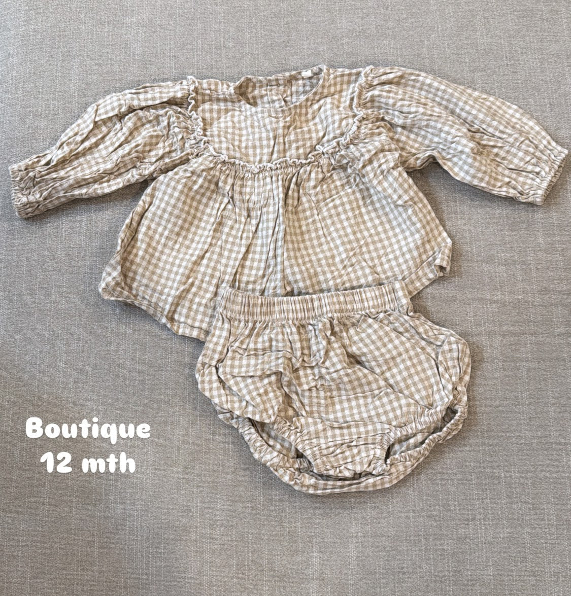#145 Boutique gingham dress and bloomers Girls 12 mth EUC