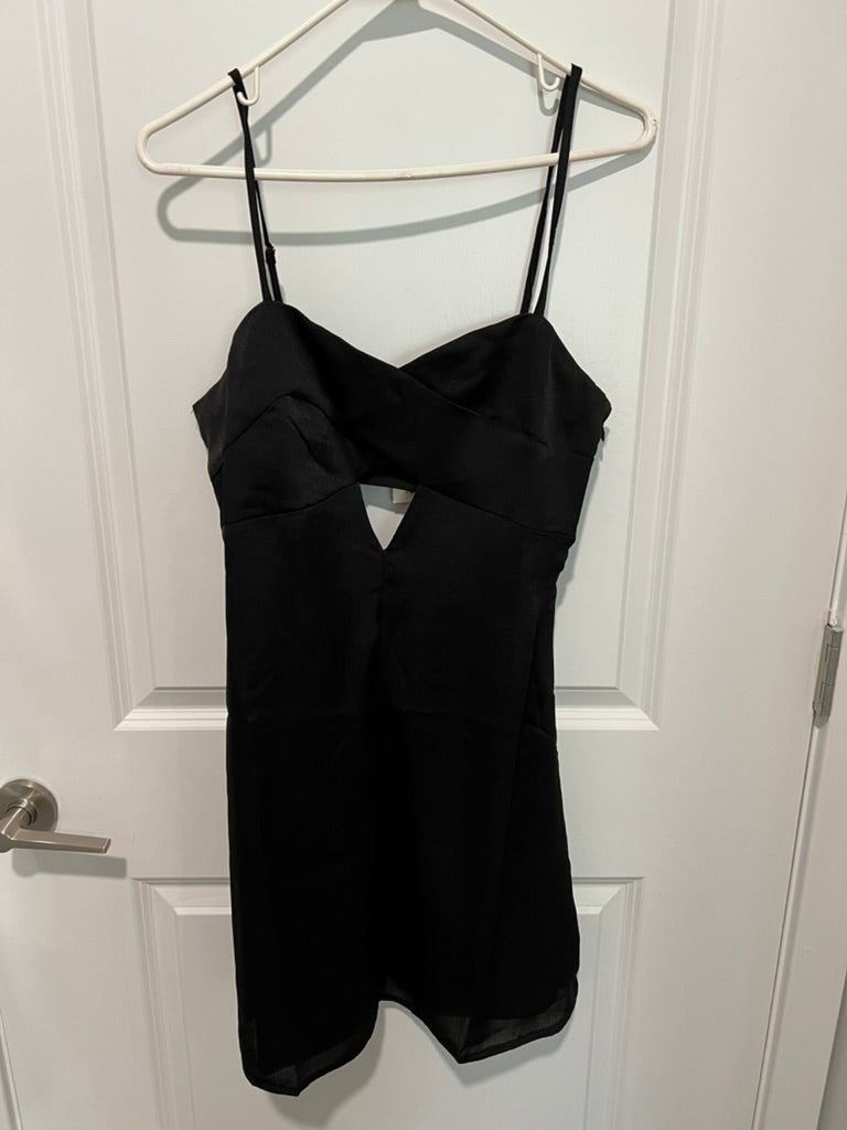 Seller #76 - Showpo Kenzin Dress NWT - Black - US 6 AU/UK 10 EU 38