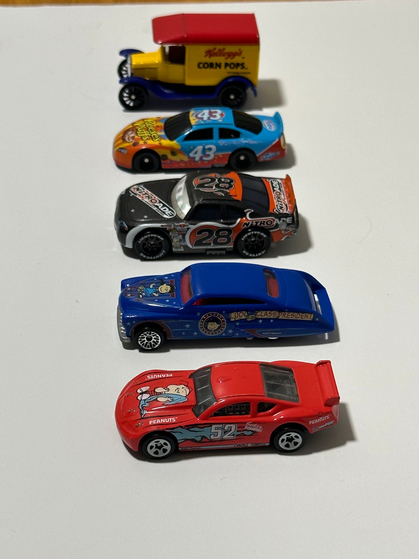 5 Hot Wheels Cars - Peanuts, Disney Cars, Cereal - EUC