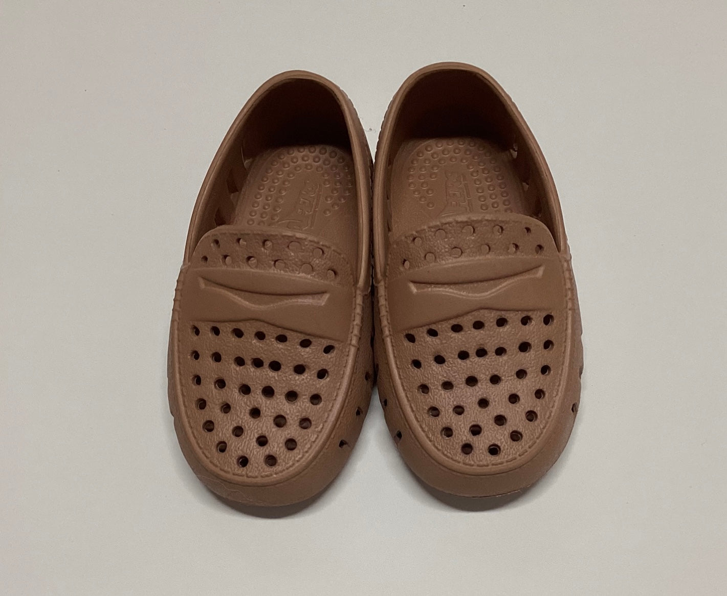 #129 Floafers size 4