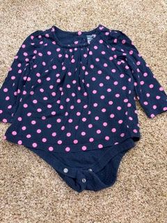 #47 girls 6-12mo navy and pink polka dot shirt, baby gap