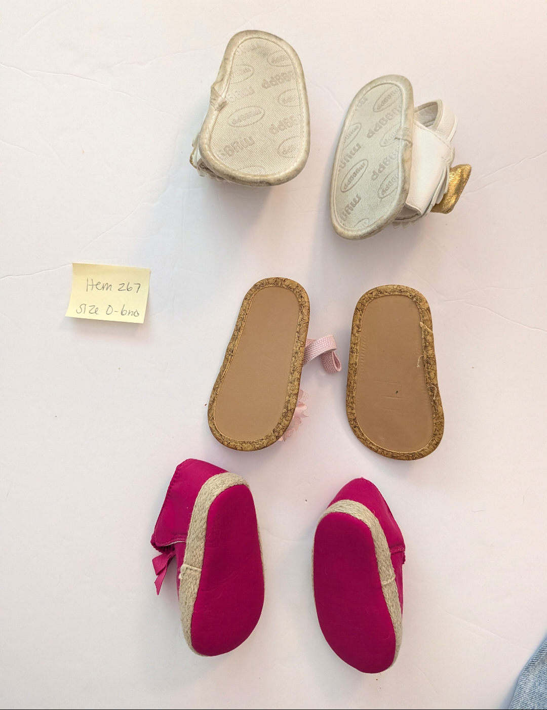 Seller 97, Old Navy Baby Girl Bow Sandals Bundle, baby size 0-6mo (item 267)