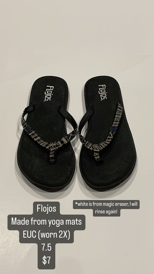 Flojos Billie style flip flops size 7.5