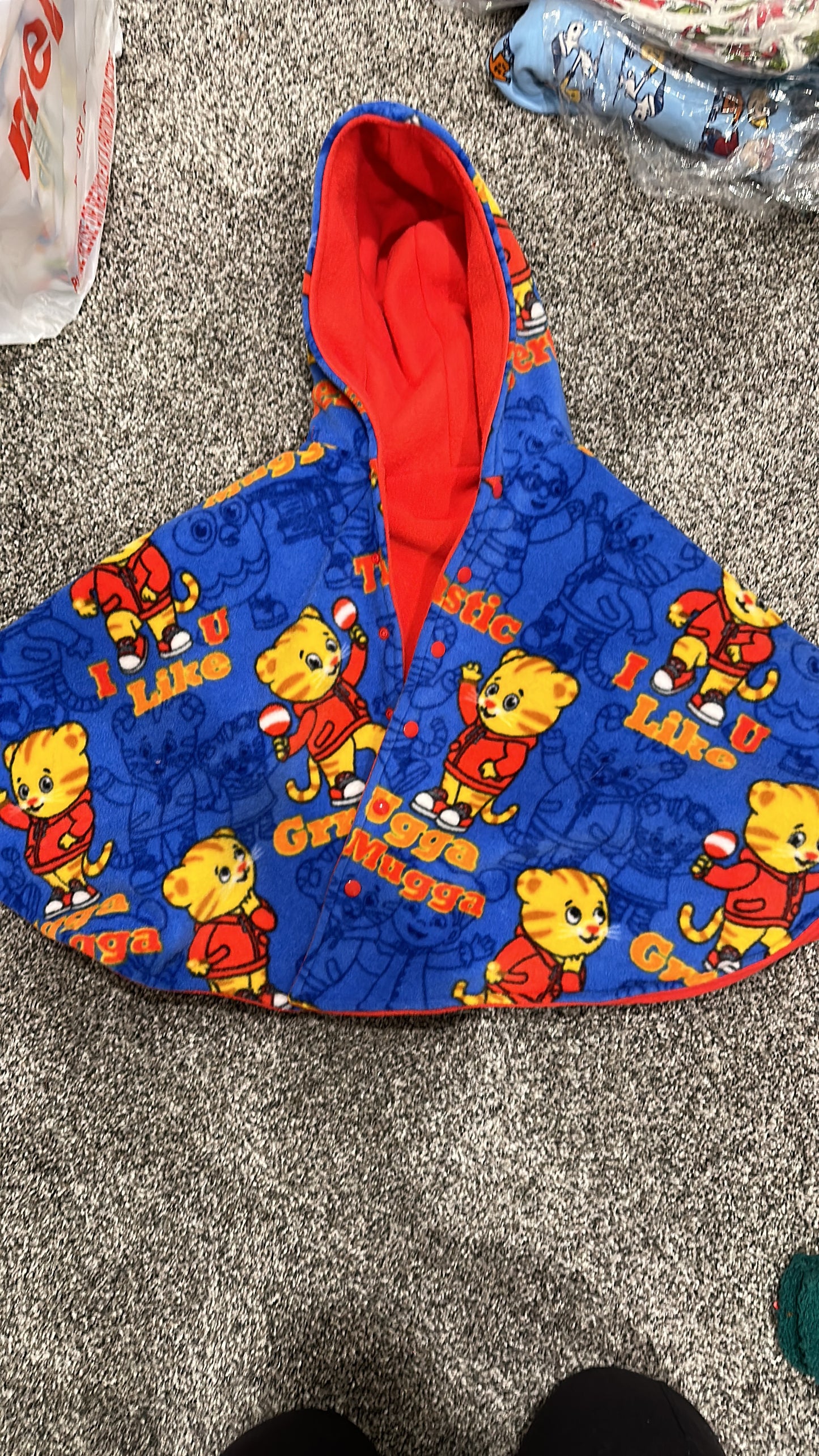 #81b Daniel Tiger fleece car seat coat- toddler