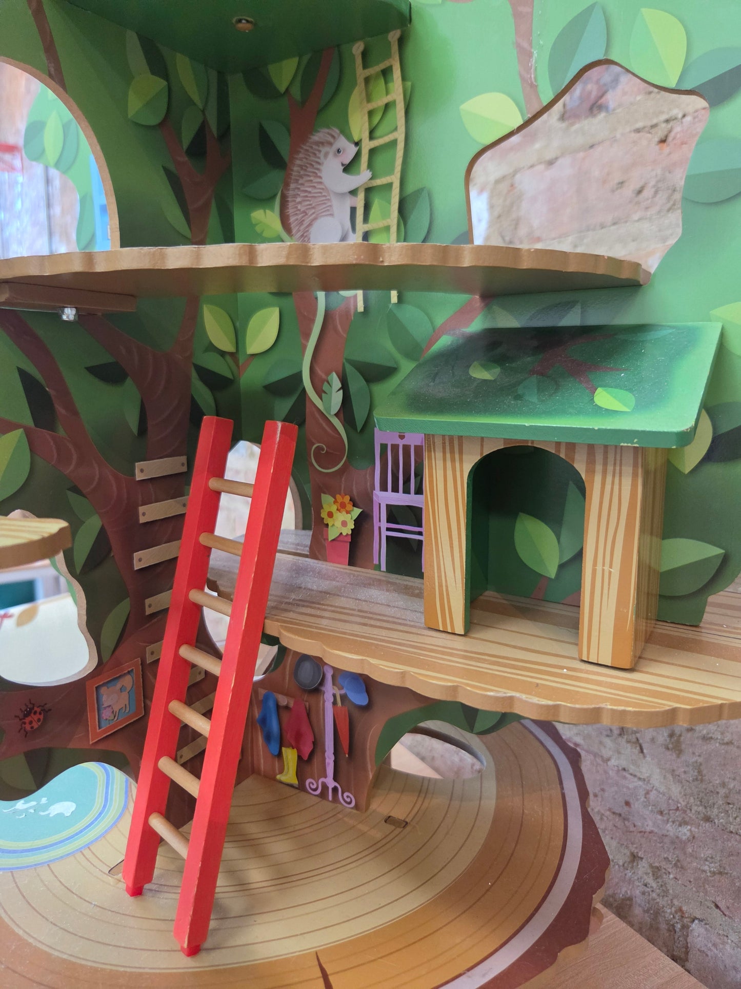 REDUCED! GUC wooden tree house (dollhouse) #91B