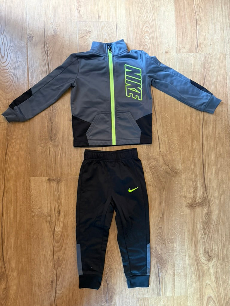 #6 - Nike Boys Grey/Black/Neon Track Suit - 3T