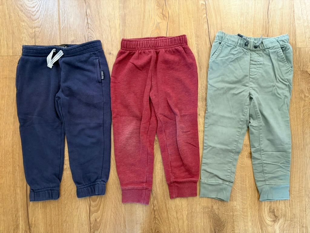 #6 - Boys Joggers/Sweatpants (bundle of 3) - 3T