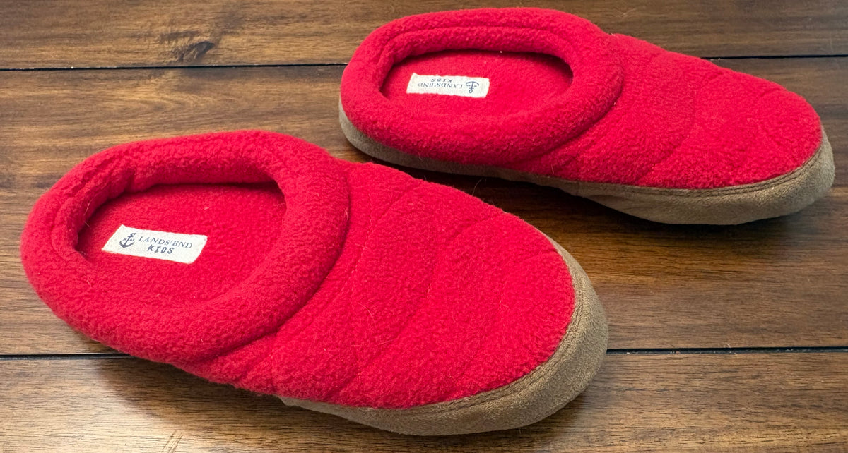 #197 Lands End Boys Size 12 Red Slippers