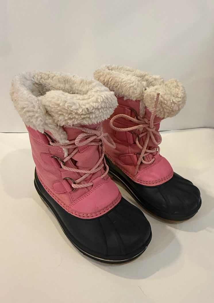 Seller # 142 Girl's Cat & Jack size 3 Winter Boots