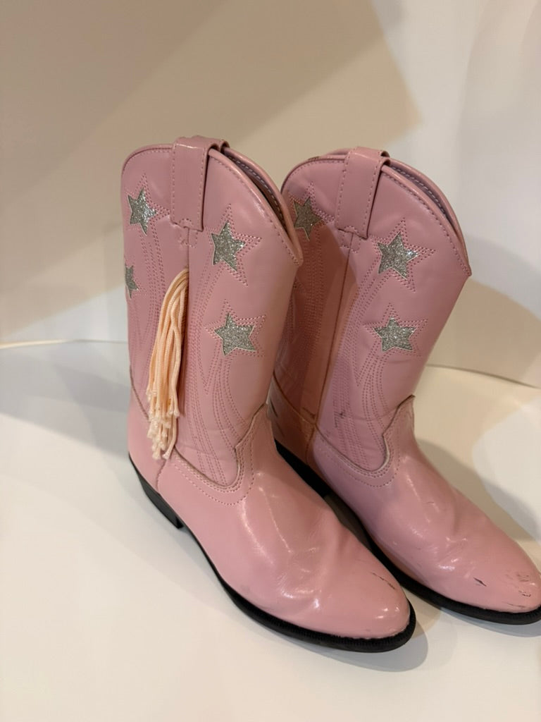 Seller #142 Girls Pink Cow girl boots size 2.5