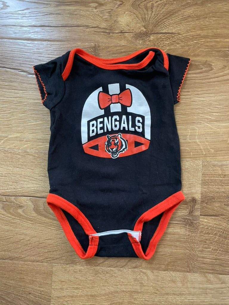 #6 - Girls Cincinnati Bengals Bodysuit, 3-6 months