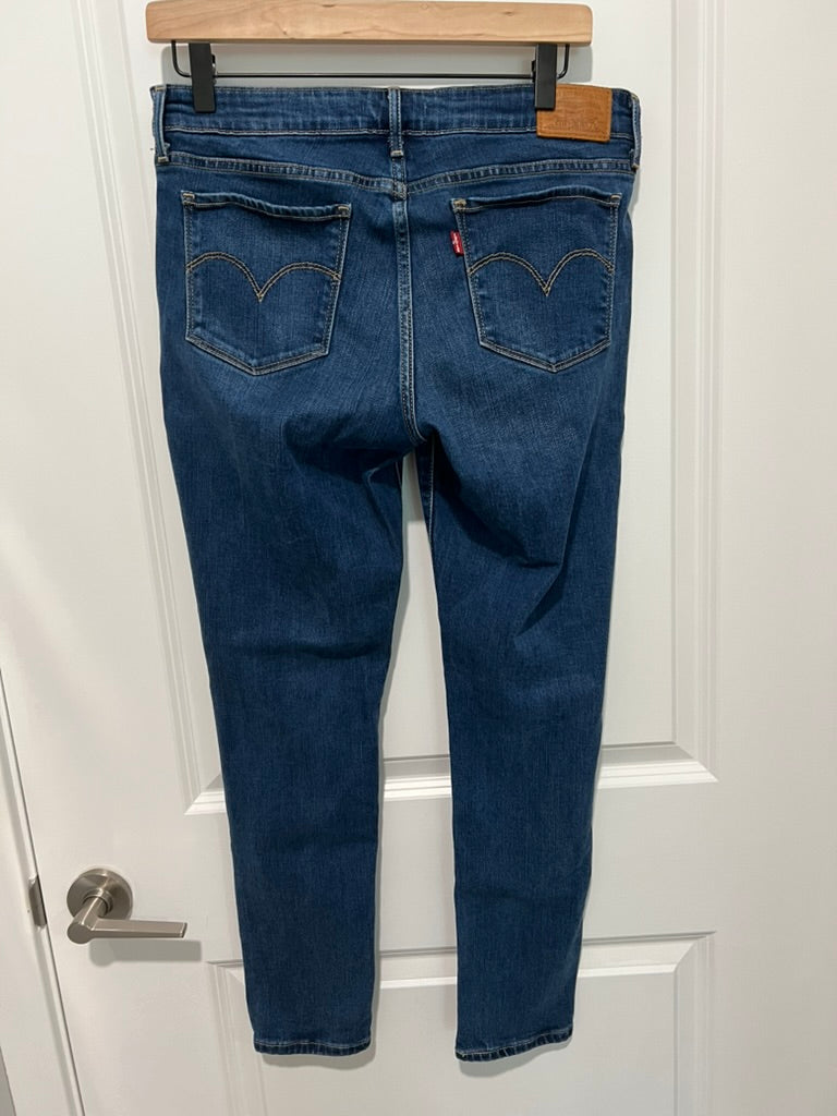 Seller #76 - Levi 711 Skinny Women's Mid-Rise Jeans - Size 30x28