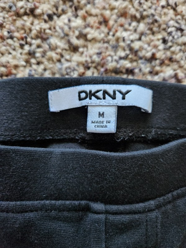 Girls DKNY leggings size medium