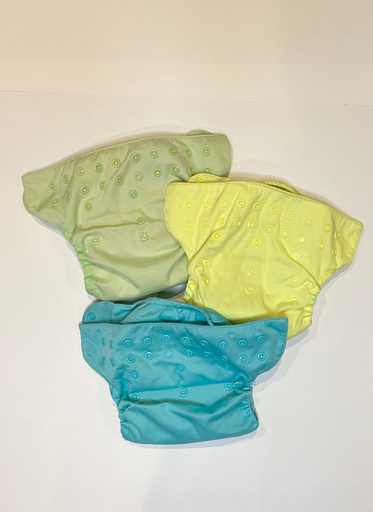 Flip diapers with inserts