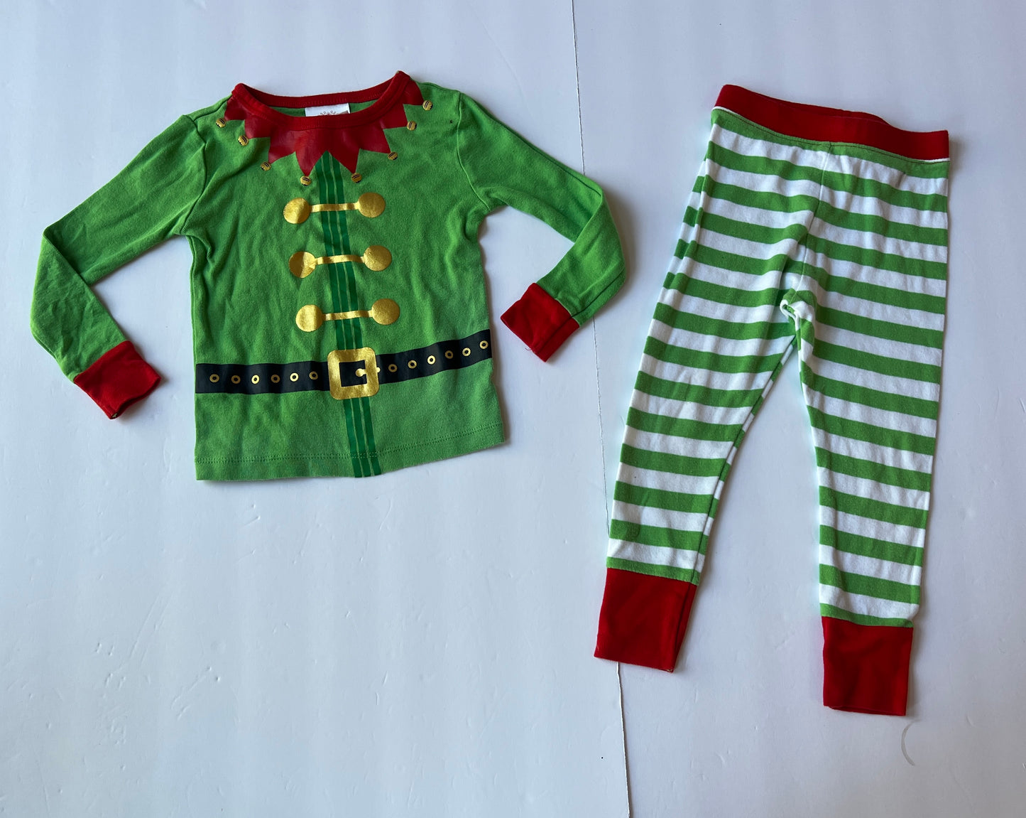 #77B Girls 3T Holiday Wondershop  Elf Pajamas