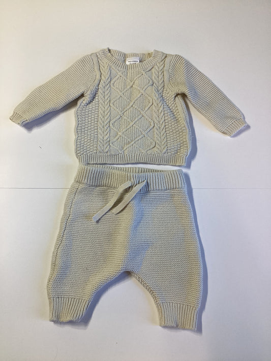#129 NB carters knit outfit