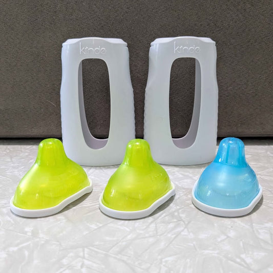 #61 Kiinde Twist Squeeze Bottles with Nipples and Cases