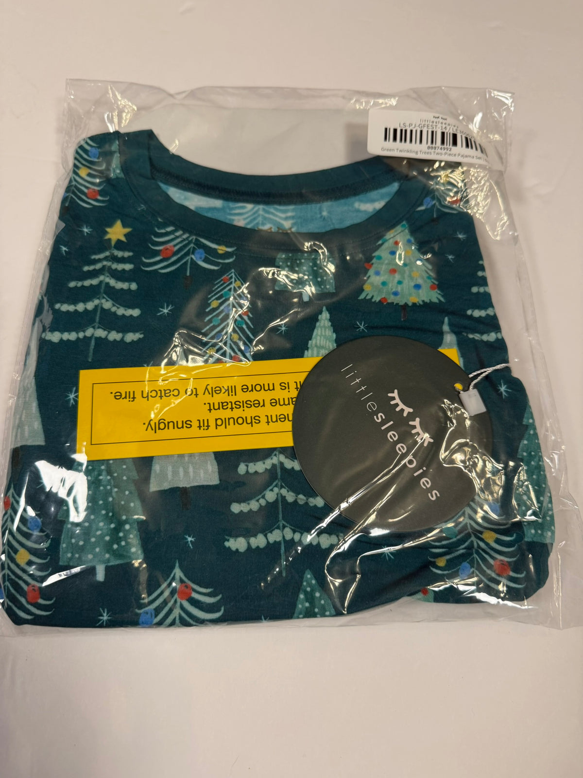 #141 Litte Sleepies NWT Unisex 5/6 Holiday Christmas Trees