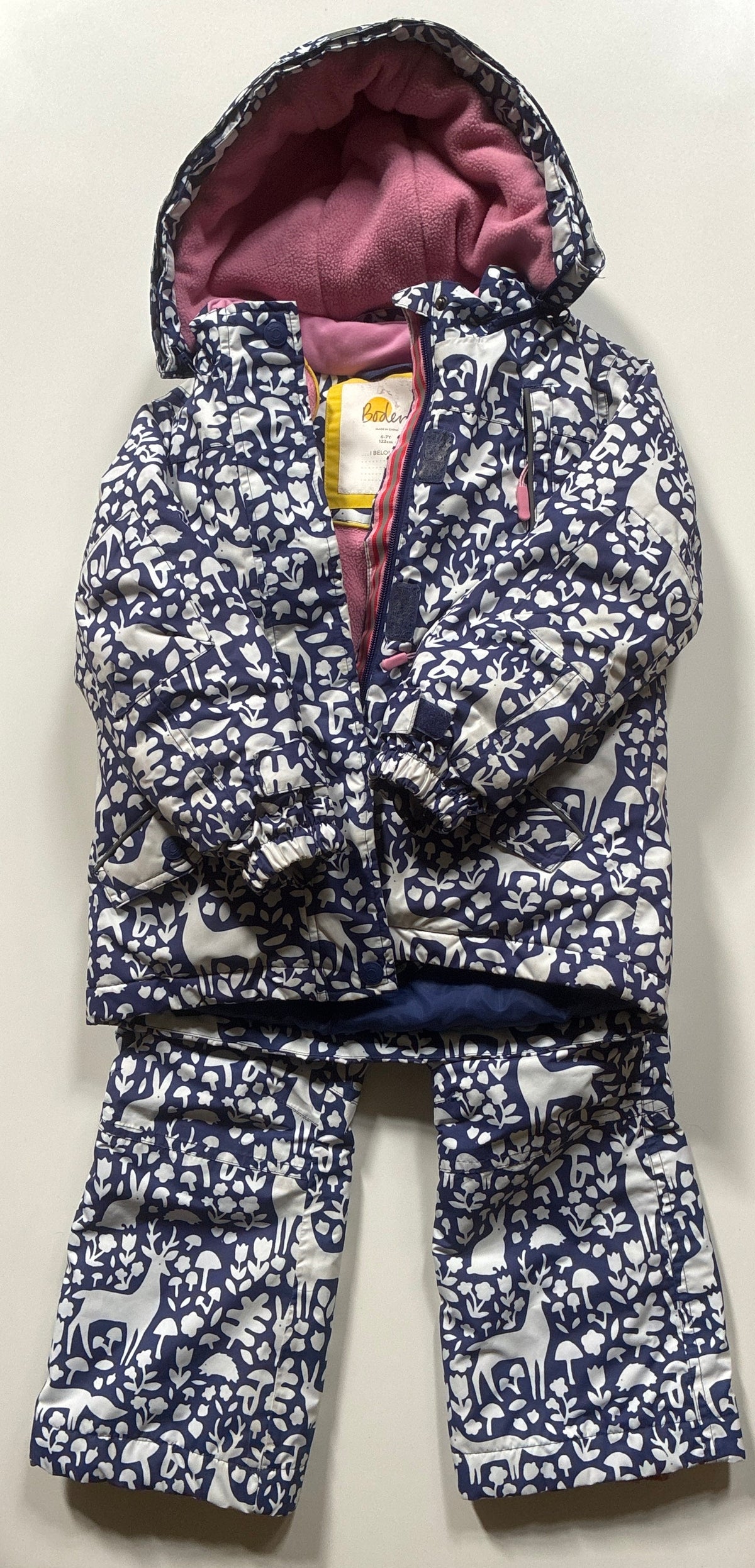 Seller 76 Boden Snow / Ski Suit Size 6/7