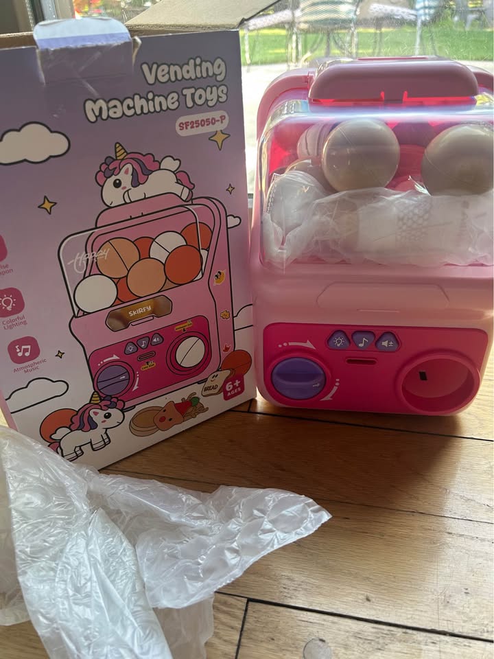 Seller 128 - Vending Machine Toy - New in Box
